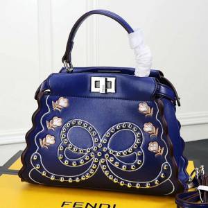 FENDI芬迪 New Fendi 18 秋冬走秀最新款 小型手提包 F0497012  fd1303
