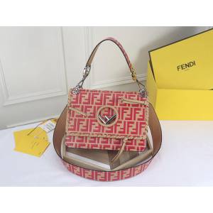 FENDI芬迪 原單爆款 kani 翻蓋手袋 翻蓋綴以同色系穿繩及小蝴蝶結 可斜背或手拿  fd1405