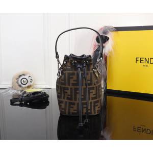 FENDI芬迪 Fendi MINI BUCKET 時尚手提肩背包 可手提 可斜挎 8850  fd1503