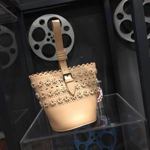 FENDI芬迪 alaia阿萊亞 法國著名品牌 同款休閒購物袋  fd1570