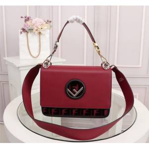FENDI芬迪 FENDI KAN I手袋 飾以最新FENDI F LOGO 經典雙F圖案 可斜背或手拿  fd1897