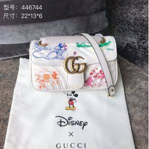 Gucci女包 古馳2020新款 頂級牛皮 Gucci白色相機包 447632 白藍色  gdj1131