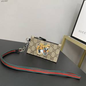 Gucci男包 古驰虎头印花图案拉链卡包零钱包 Gucci手拿零钱包 523903  gdj1567