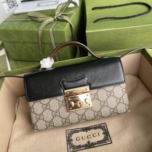 Gucci专柜新款女包, 古驰Padlock系列迷你手袋 Gucci手提肩背斜挎包 652683  gdj1611