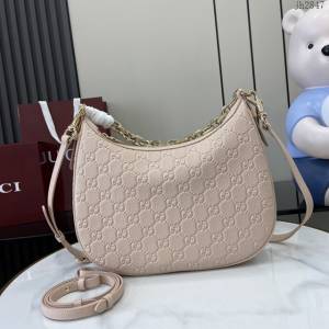 Gucci專櫃古馳最新款Emblem系列中號肩背包斜挎女包 jh2847型號：820453