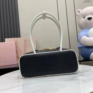MIU MIU專櫃繆繆最新款Beau手袋25ss單肩包 jh2871型號：5BB173