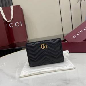 Gucci專櫃古馳最新款Marmont系列絎縫卡包 jh2976型號：773427