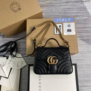 Gucci新款女包 古馳雙G銜縫迷你手提單肩斜挎鏈條包 Gucci原廠皮GG Marmont郵差包系列女包 547260  ydg3127