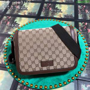 GUCCI 古馳男包 新款 449174 啡布 男女通用款 棕色帆布 Gucci單肩斜挎包