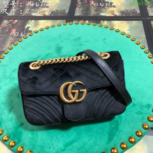 GUCCI古馳女包 新款 專櫃品質 446744 進口牛皮 原廠五金 黑絨 Gucci鏈條包 古馳斜挎包  ydgq3184