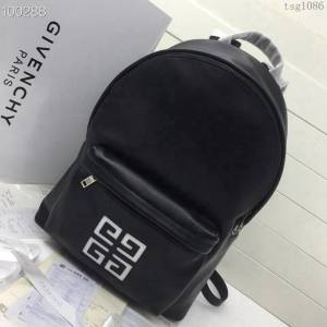 GlVENCHY紀梵希 雙肩包 頭層牛皮 原版亞銀五金 休閒背包 潮人必備款  tsg1086