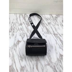 GlVENCHY紀梵希 2017春夏女裝系列 GIVENCHY Logo寬肩帶裝飾 黑色Pandora Box手袋 斜挎包 經典實用  tsg1124