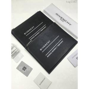 GlVENCHY紀梵希 antigona信封手包 原廠進口牛皮 手抓包  tsg1167