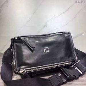 GlVENCHY紀梵希 新款雙拉鏈 全皮 斜挎胸包 單肩包  tsg1246