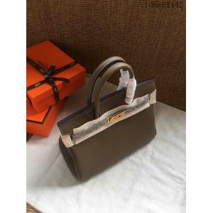 愛馬仕HERMES Birkin 鉑金包 大象灰 進口小牛皮 金銀扣 皮質細膩柔軟 時尚女手提包  tdher1142
