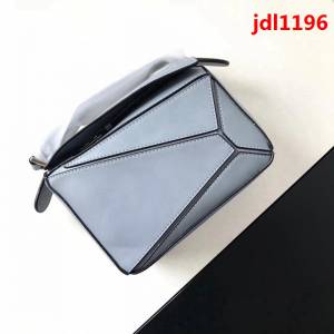 LOEWE羅意威 經典款 超mini puzzle 小斜挎包 可手提斜挎  jdl1196