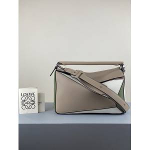 LOEWE包包 羅意威Puzzle中號拼接手提斜挎包 10171  tcl1027