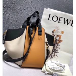 LOEWE包包 羅意威hammock小號肩背手提吊床包  tcl1096