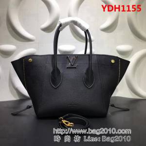 路易威登LV頂級原單2018新品Freedom小牛皮Tote手袋 M54844 YDH1155