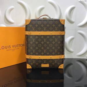 LV雙肩包 M44752 路易威登SoftTrunk小號雙肩包 縫綴鉚釘邊角 LV男背包 LV手提袋  ydh3109
