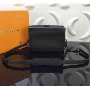 LV包 LV男挎包 LV Soft Trunk手袋 黑色牛皮盒子斜挎包 M53288  ydh3166