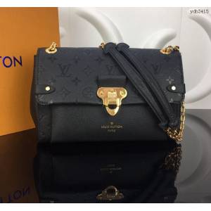 LV包 lv新款女包 Vavin小號手袋 壓紋Monogram Empreinte牛皮 皮革鏈帶 LV單肩斜挎女包  ydh3415