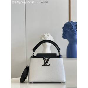LV專櫃2023新款Capucines迷你手袋 M56955鑽石銀 路易威登小牛皮手提女包 dn1058