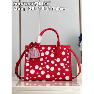 LV專櫃2023新款LV x YK OnTheGo小號手袋 M45653紅圓點 路易威登壓紋牛皮托特包 dn1365