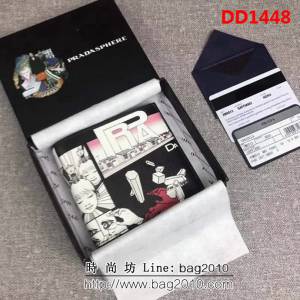 PRADA普拉達 官網同步 2018最新漫畫印象系列 男士卡片夾 2M0513 DD1448