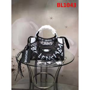 BALENCIAG巴黎世家 歐洲水貨 Balenciaga city小黑釘 限量 爆裂紋羊皮黑白塗鴉 可手提單肩斜跨  BL1043