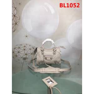 BALENCIAG巴黎世家 原單品質 經典代表作機車包 山羊皮銀邊款 可手提單肩斜跨  BL1052