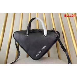 BALENCIAG巴黎世家 TRIANGLE DUFFLE L 三角包2018最新款 最In單品 可手提斜跨  BL1104