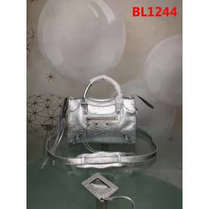 BALENCIAG巴黎世家 原版 義大利進口爆裂銀皮 新款 手提單肩斜挎包  BL1244