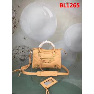 BALENCIAG巴黎世家 原版義大利進口山羊皮 小金釘 可單肩斜挎  BL1265