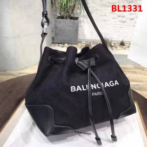 BALENCIAG巴黎世家 帆布抽帶水桶包 帆布配牛皮 抽帶開合 配子母袋 全網最高品質  BL1331