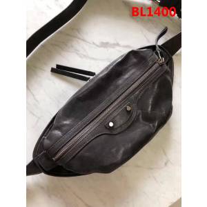 BALENCIAG巴黎世家 胸包 真皮  BL1400