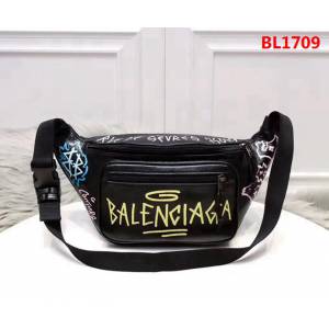 BALENCIAG巴黎世家 塗鴉胸包  BL1709