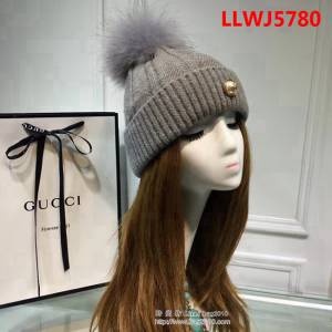 GUCCI古馳 百搭跑量款 2018秋冬 狐狸毛球毛線帽 LLWJ5780
