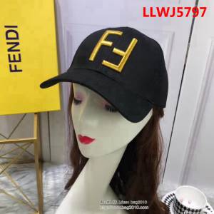 FENDI芬迪 時尚百搭 棒球帽 6881684 LLWJ5797