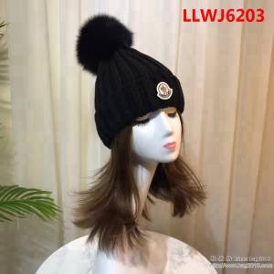 MONCIER蒙口 經典跑量款 毛線搭配狐狸毛球針織帽 LLWJ6203