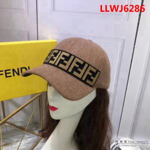 FENDI芬迪 時尚百搭款 棒球帽 6881684 LLWJ6286