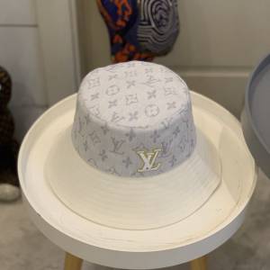LV新品女士帽子 路易威登雙面牛仔漁夫帽遮陽帽  mm1679
