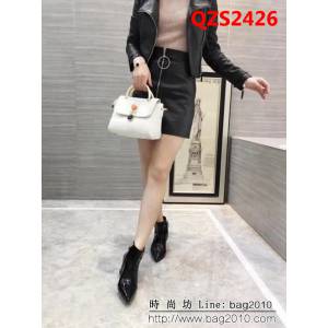 CHANEL香奈兒 代購正品 羊皮拼色中跟短靴 2018新款短筒女靴 QZS2426