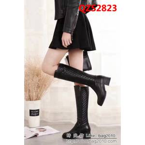 CHANEL香奈兒 2018秋冬爆款 小牛皮 時尚長靴 QZS2823