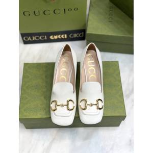 gucci女士羊皮鞋大舌頭款單鞋 古馳爆款網紅早春馬銜扣新款粗跟復古鞋 dx2891