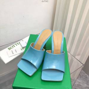 BOTTEGA VENETA高端時尚女鞋 寶緹嘉漆皮版2022-22早春最新高跟涼鞋拖鞋 dx3542