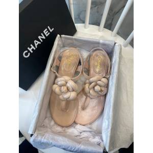 Chanel女鞋 香奈兒經典新款 真皮底 香奈兒羊皮山茶花涼鞋  naq1286