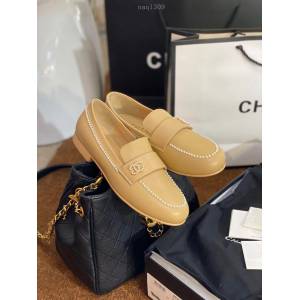 Chanel女鞋 香奈兒2020春夏頂級涼鞋系列 大扣小珍珠 Chanel爆款休閒女單皮鞋  naq1309