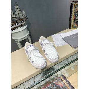 DIOR女鞋 迪奧2021專櫃新款魔術貼鞋舌運動鞋 Dior拼接增高運動鞋  naq1541