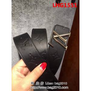 路易威登LV M0032路易威登精密壓紋 金字塔搭扣 男士皮帶 LHG1551
